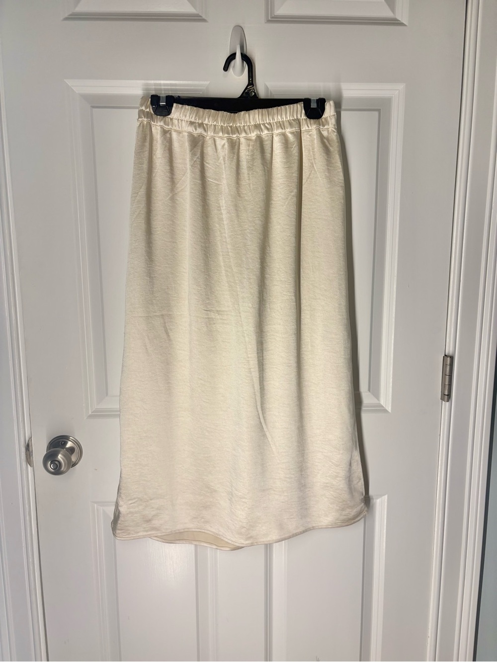Boho Capsule Minimalist Garden Party Summer Resort Gap Satin Midi Skirt